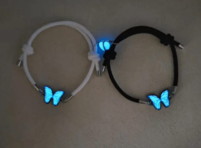 Blue Luminous Smart Butterfly Necklace - NovaNexa