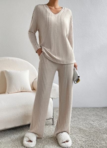 Casual 2-Piece Loungewear Set - NovaNexa