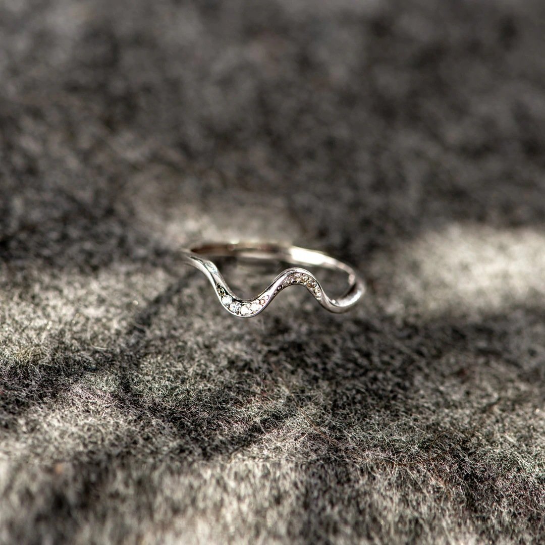 Water Wave Silver Ring in Fashion Design - NovaNexa