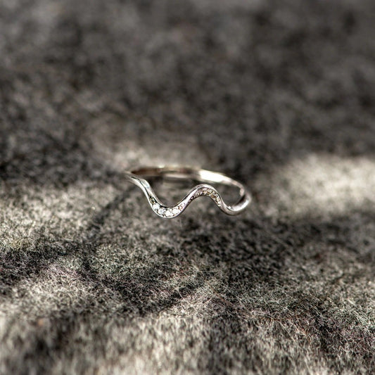 Water Wave Silver Ring in Fashion Design - NovaNexa